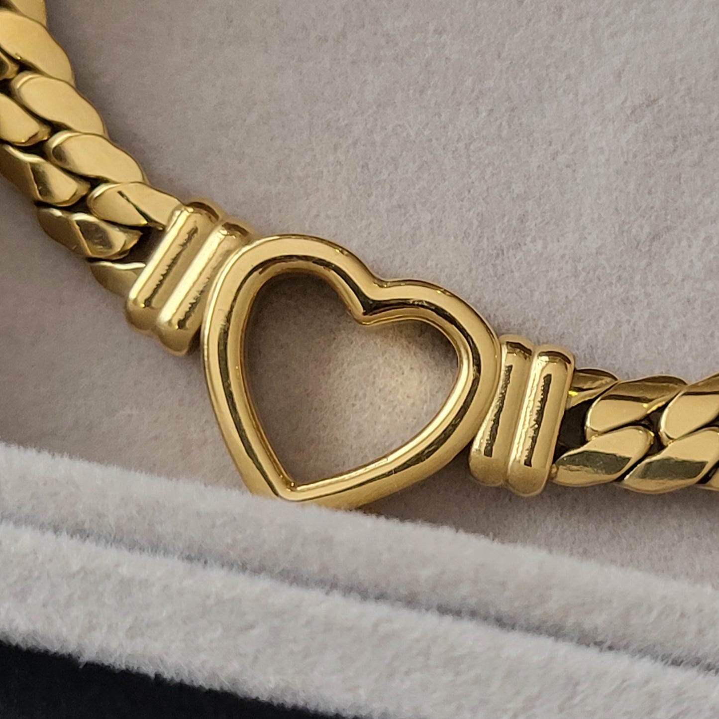 Billie, Fashion Heart Geometric Stainless Steel 18K Gold Plated Necklaces Gold