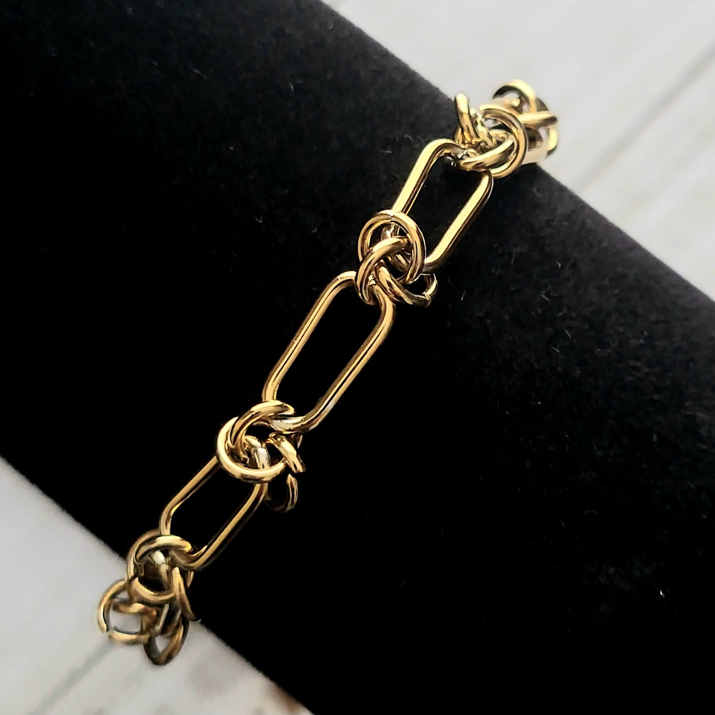 Desi, Unisex Titanium Steel Electroplating Chain Bracelet in Gold