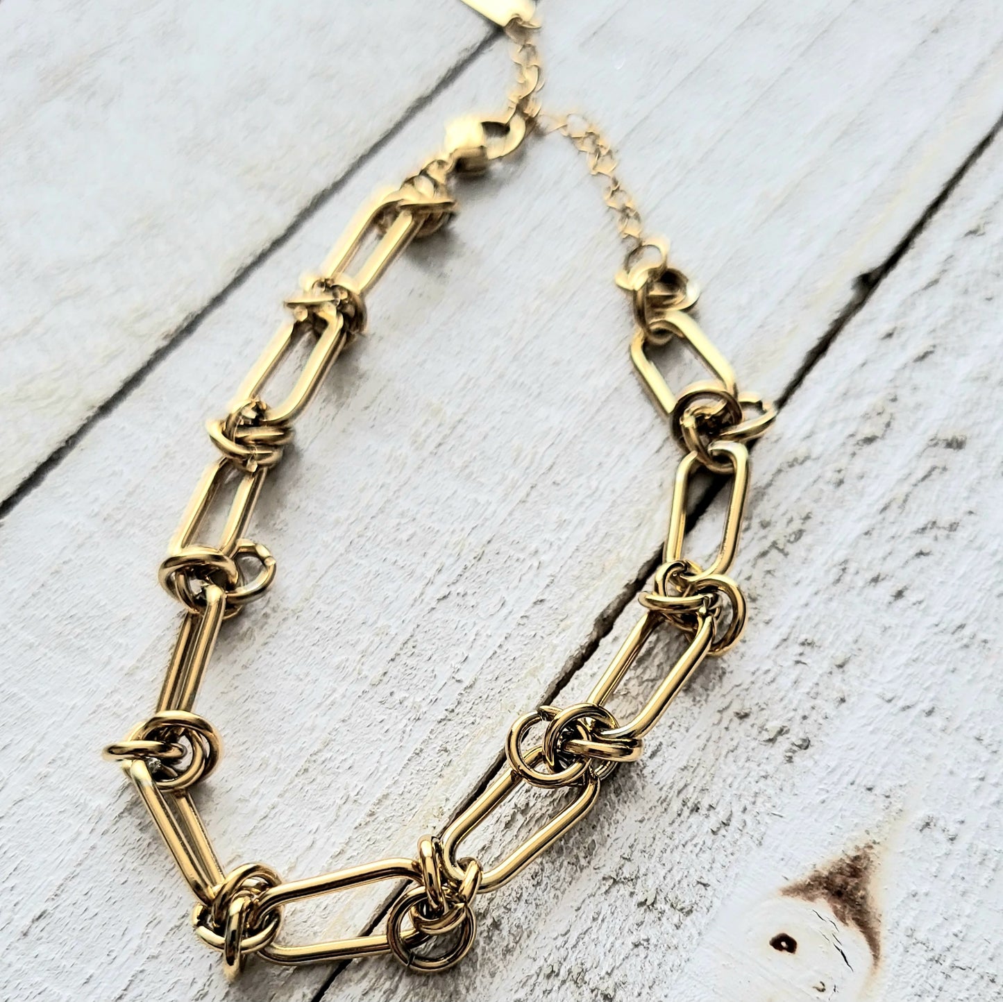 Desi, Unisex Titanium Steel Electroplating Chain Bracelet in Gold