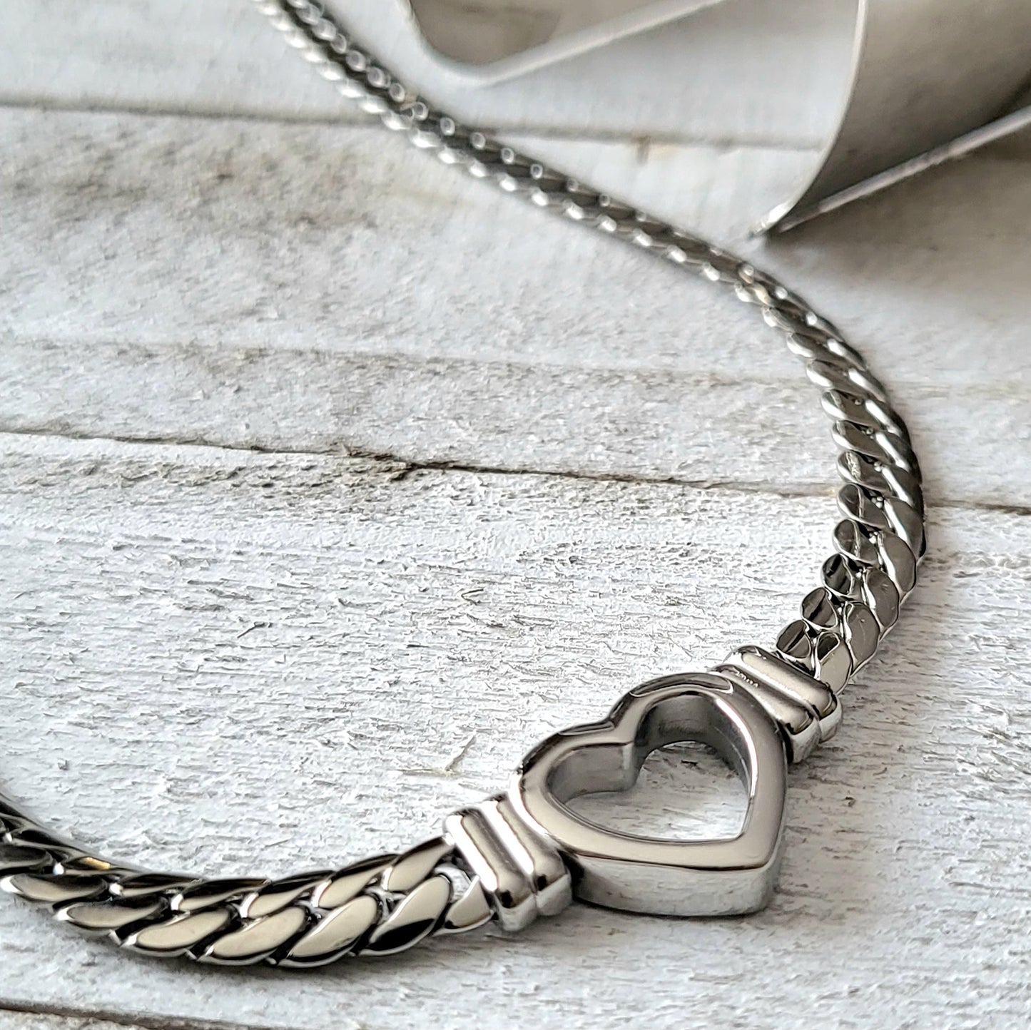 Billie, Fashion Heart Geometric Stainless Steel 18K Gold Plated Necklaces Steel