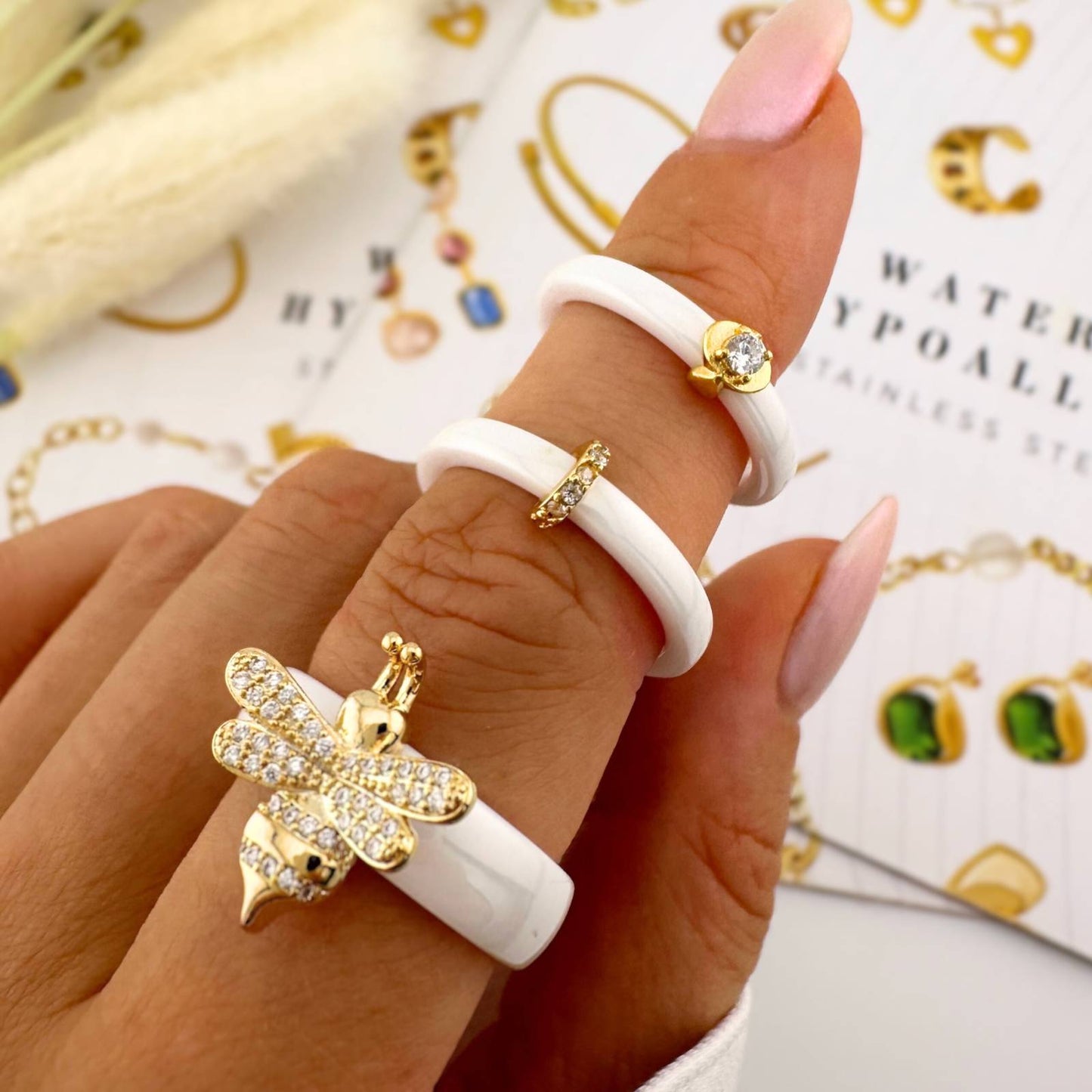 Ceramic / 18K gold plated steel finger ring