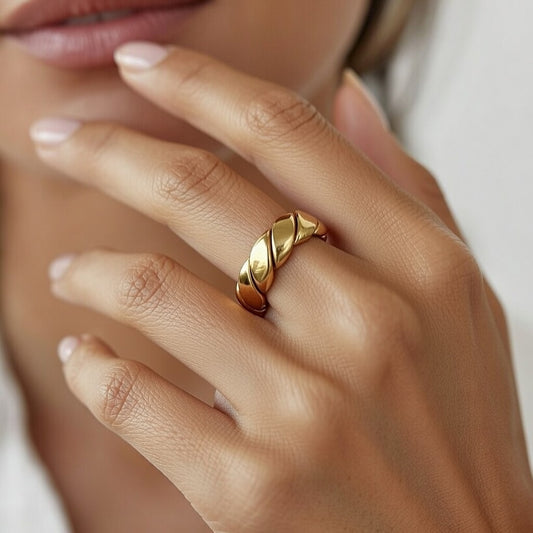 Twisted Open Style Modern Style  18K Gold Plated Metal Ring (Fits like 6/7/8)