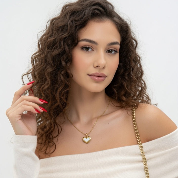 Aveda, 18K Gold Plated Titanium Steel Necklace Pendant Female
