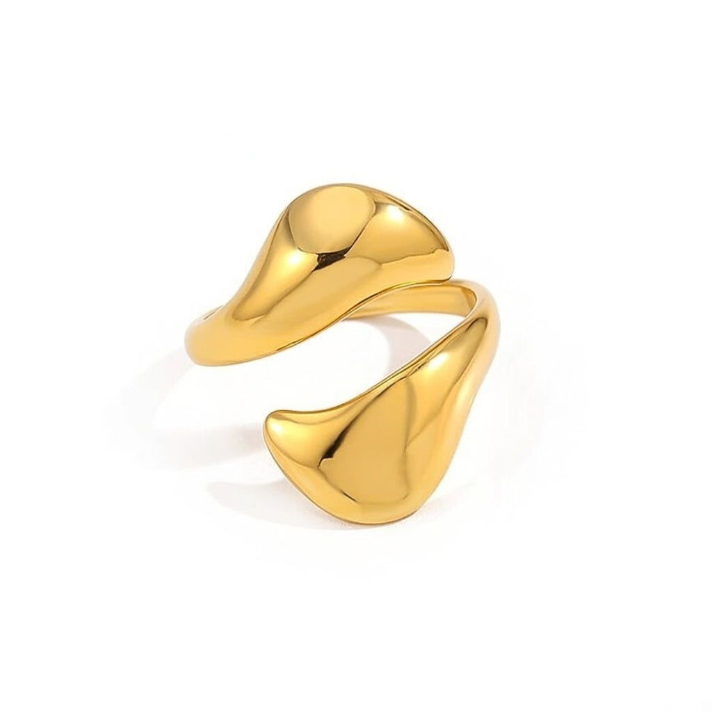 Villa, 18K Gold Plated Modern Streetwear Moon Style ring in Gold Plated