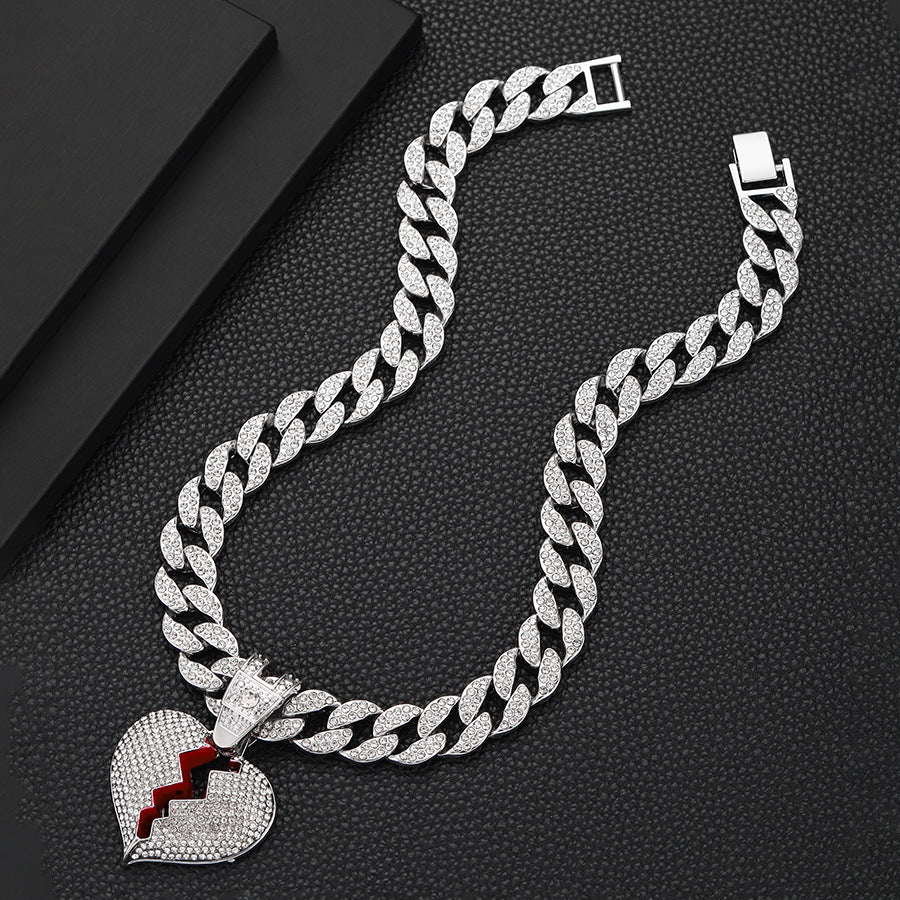 Willow, 22" Hip-hop Heart Shape Alloy Plating Inlay Rhinestones 18k Gold Plated Pendant Necklace
