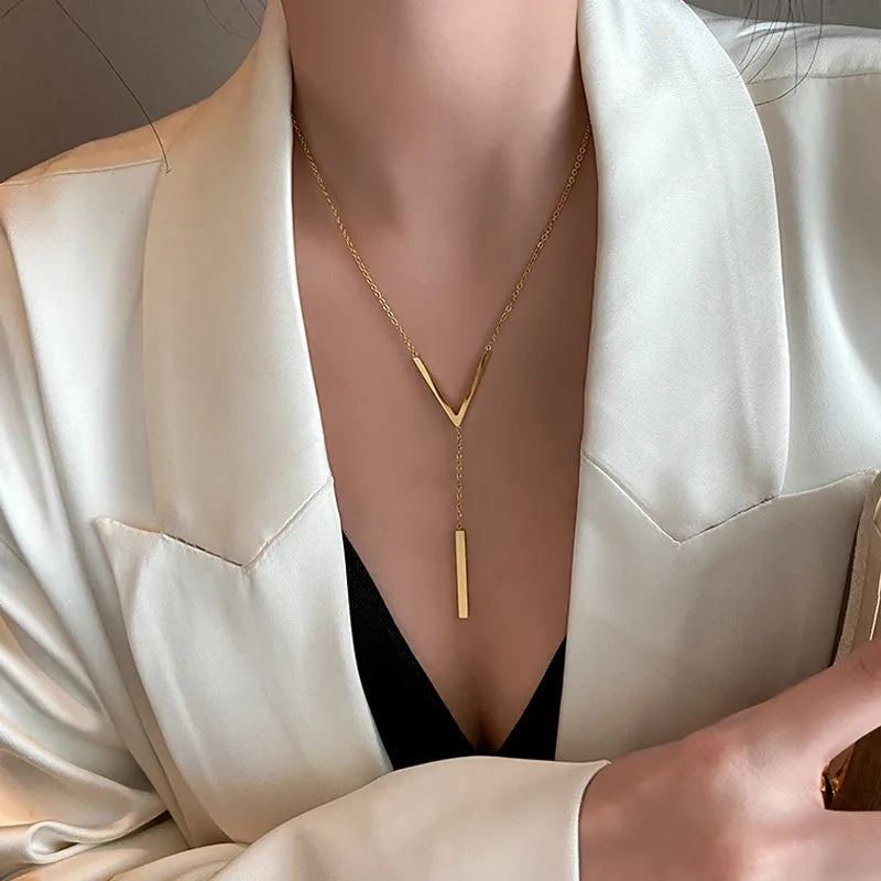 V Style dangle Titanium Steel Plating 18k Gold Plated Necklace