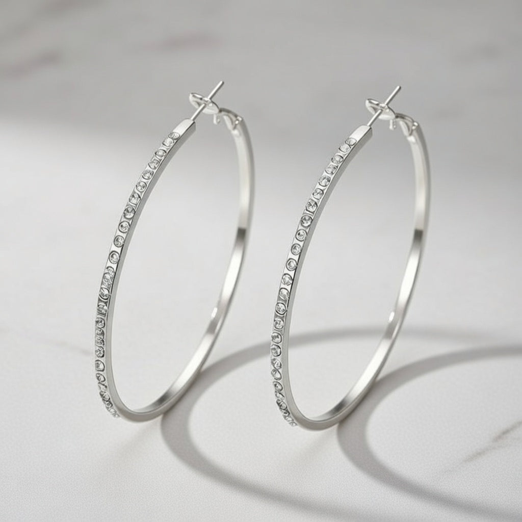 Amy, 1 Pair Basic Classic Style Solid Color Ferroalloy Earrings Rhinestone-encrusted in Silver