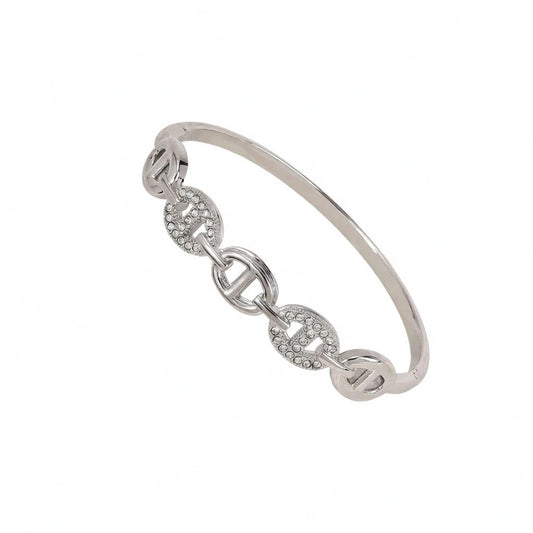 Billy Jean Fashionable Diamond Embedded Pig Nose Bracelet for Women