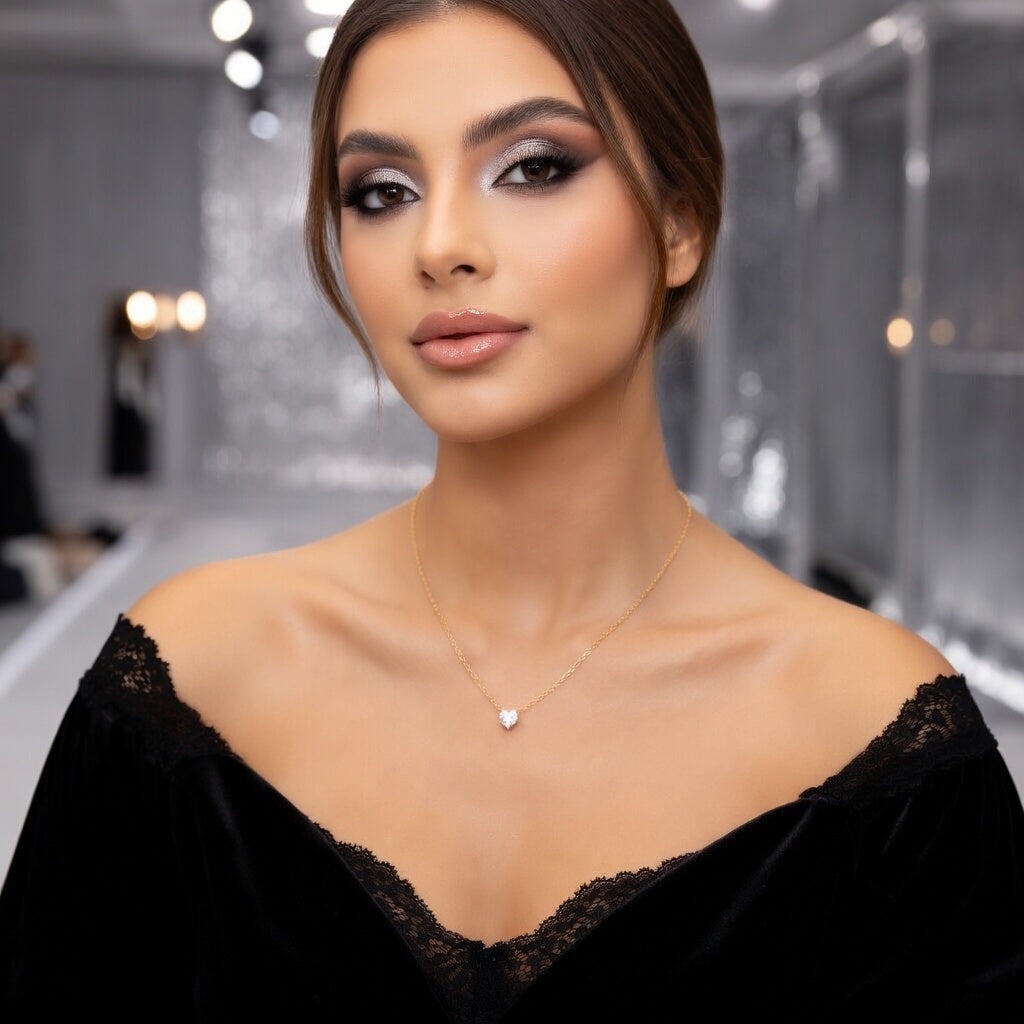 Romy, Mini Heart Shaped Diamond Necklace For Women Elegant Simple Choker Necklace