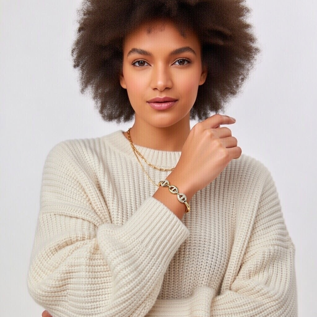 Billy Jean Fashionable Diamond Embedded Pig Nose Bracelet for Women