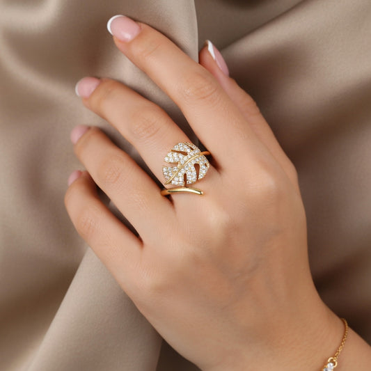 Sophie, Stainless Steel Leaf Design PVD Coated / Gold Plated Elegant Retro Lady Waterproof Non Tarnish Plating Open Rings in Gold