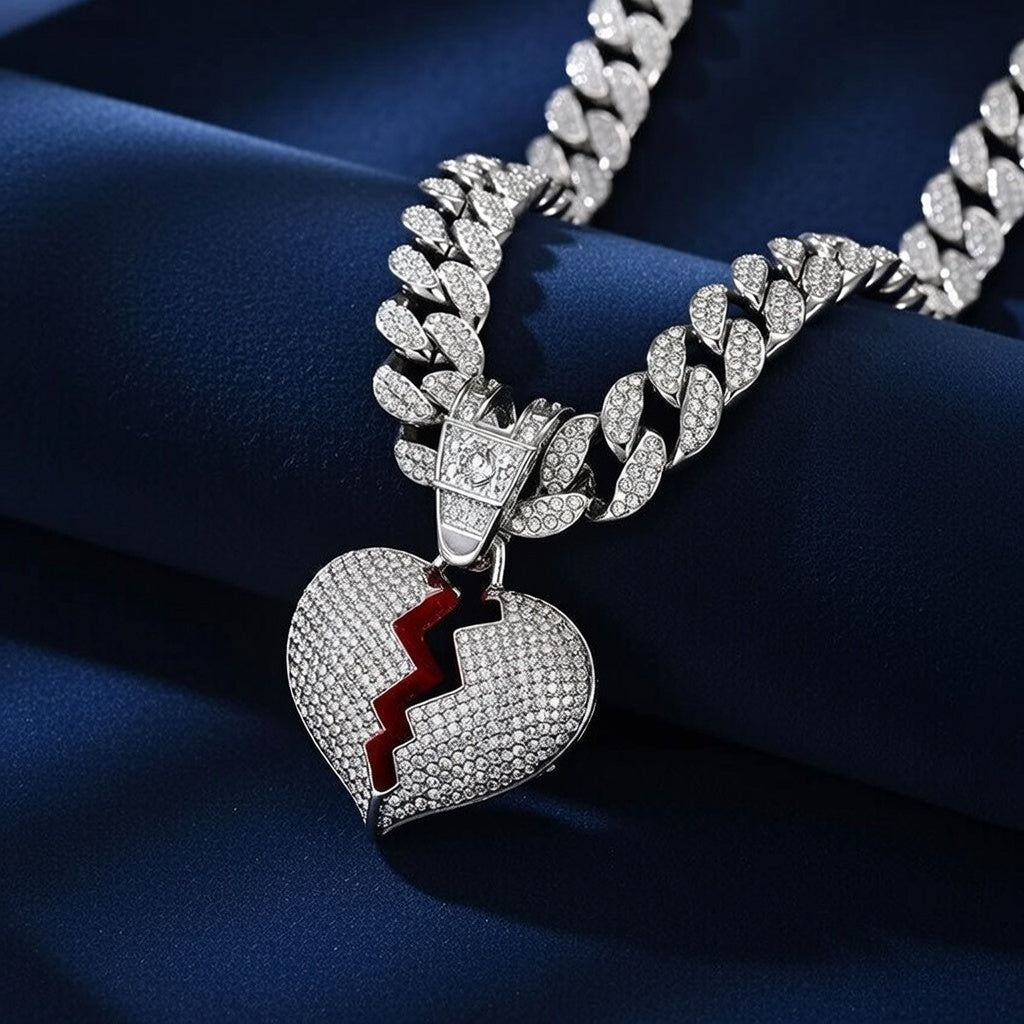 Willow, 22" Hip-hop Heart Shape Alloy Plating Inlay Rhinestones 18k Gold Plated Pendant Necklace
