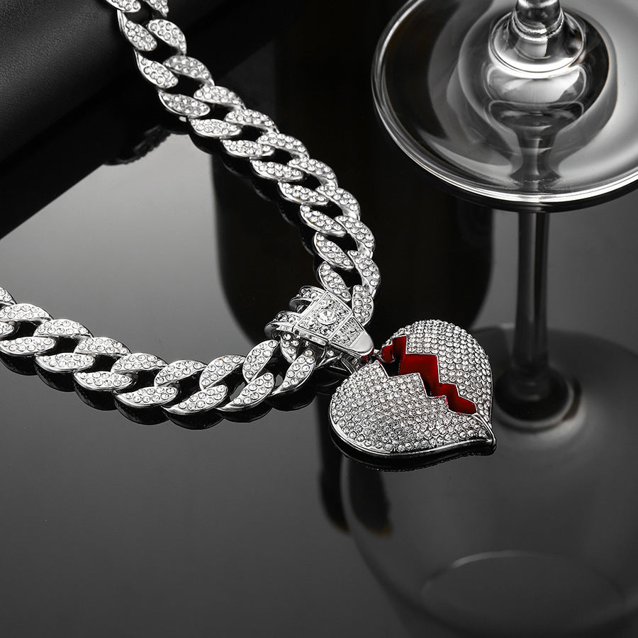 Willow, 22" Hip-hop Heart Shape Alloy Plating Inlay Rhinestones 18k Gold Plated Pendant Necklace