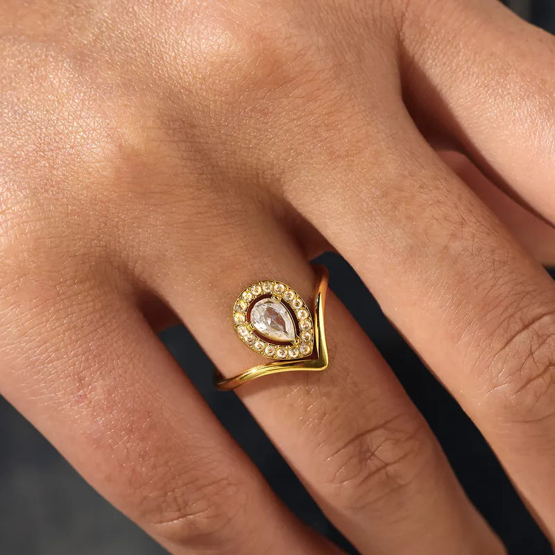 Bezel Setting 304 Stainless Steel Gold Plated Vacuum Electroplating, Women's Zircon Ring