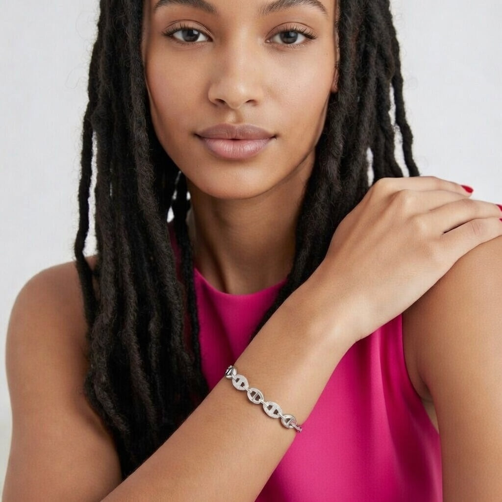 Billy Jean Fashionable Diamond Embedded Pig Nose Bracelet for Women