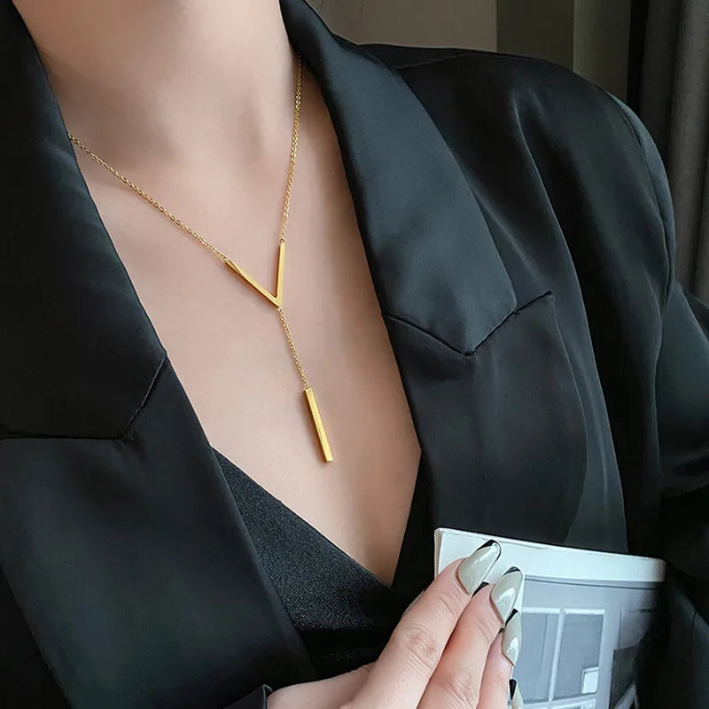 V Style dangle Titanium Steel Plating 18k Gold Plated Necklace